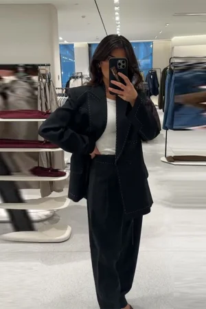 Shoulder Pad Suture Blazer Female Loose V Neck Long Sleeves One Button Pockets Coats Female 2026 Spring New Chic Street Outwear